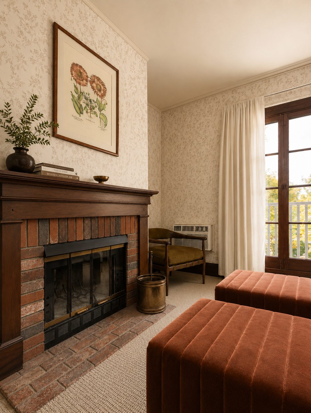 The Victoria Room at The De La Vina Inn, Santa Barbara — photo 3